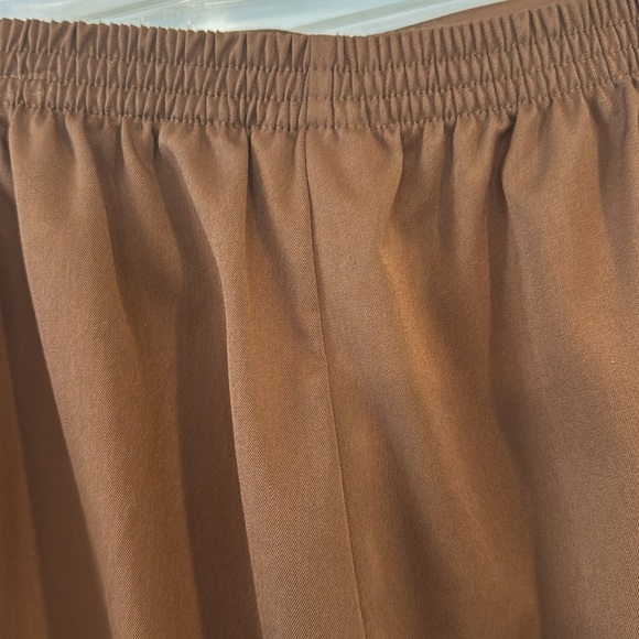 Alfred Dunner 2 pair Classic pull on pants trousers slacks Pink and Brown 18 18W - Picture 13 of 15